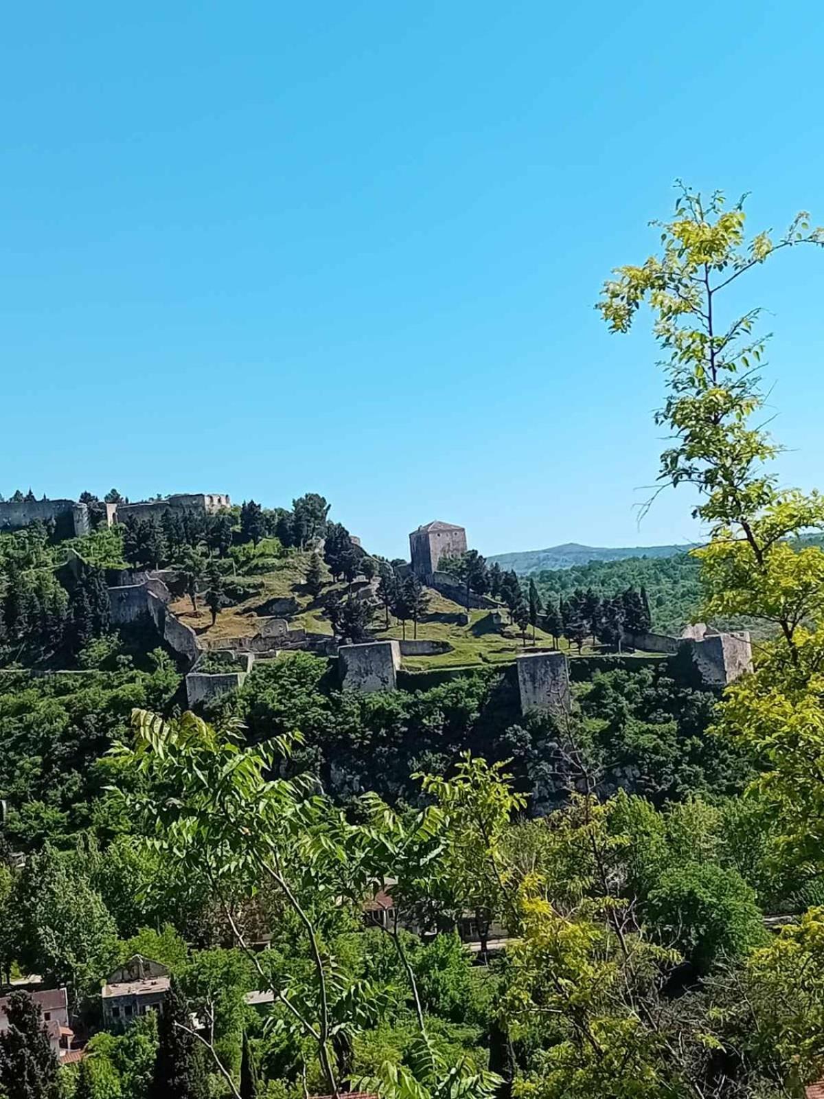 M&T Apartmani Mostar Esterno foto